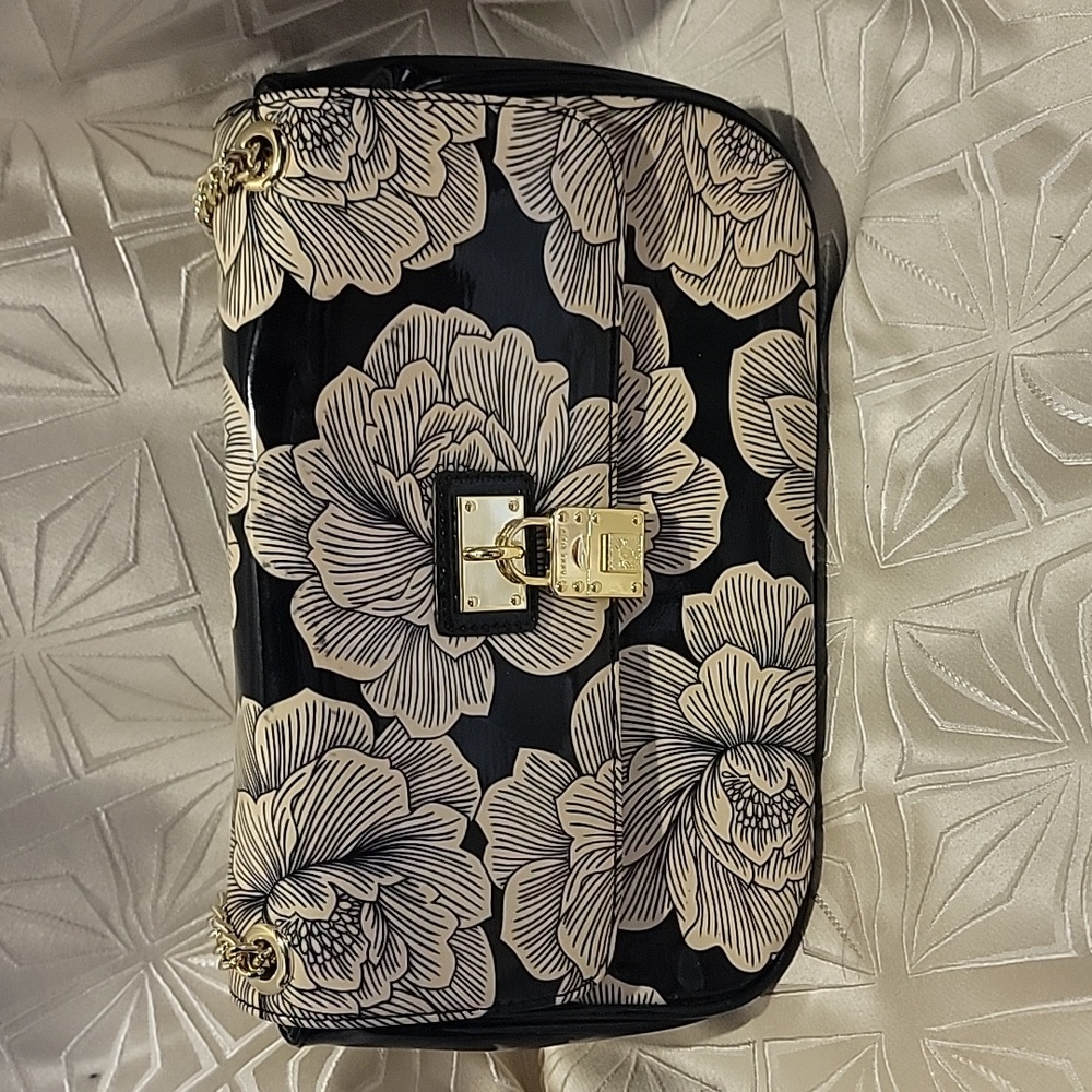 Ann Klein patent floral purse